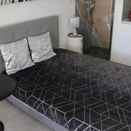 20, Port Nature 2 Au Village Naturiste *