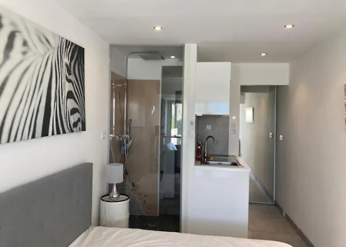 20, Port Nature 2 Au Village Naturiste